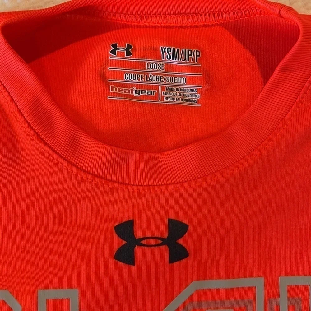 Under Armour boys long sleeve heat gear ☀️